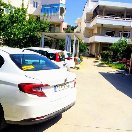 Menelaos Apartments Adelianos Kampos Eksteriør billede